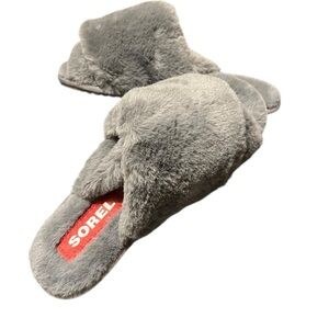 Cozy Fur Sorel Gray Slippers New in Box
